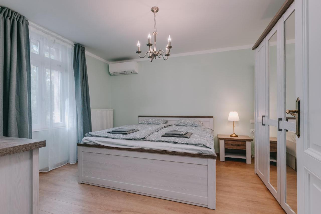 Bringa Villa Balatonlelle Luaran gambar