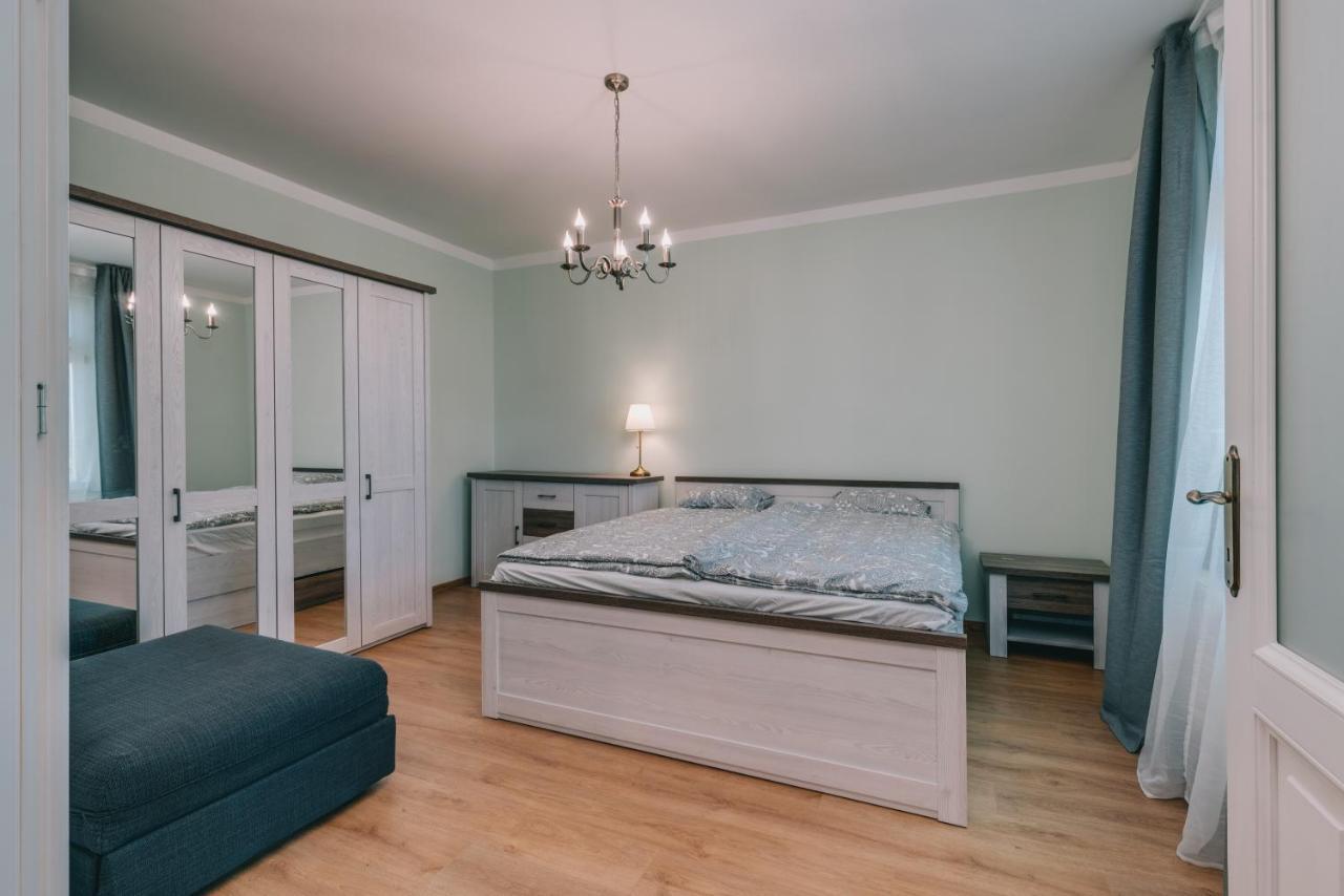 Bringa Villa Balatonlelle Luaran gambar
