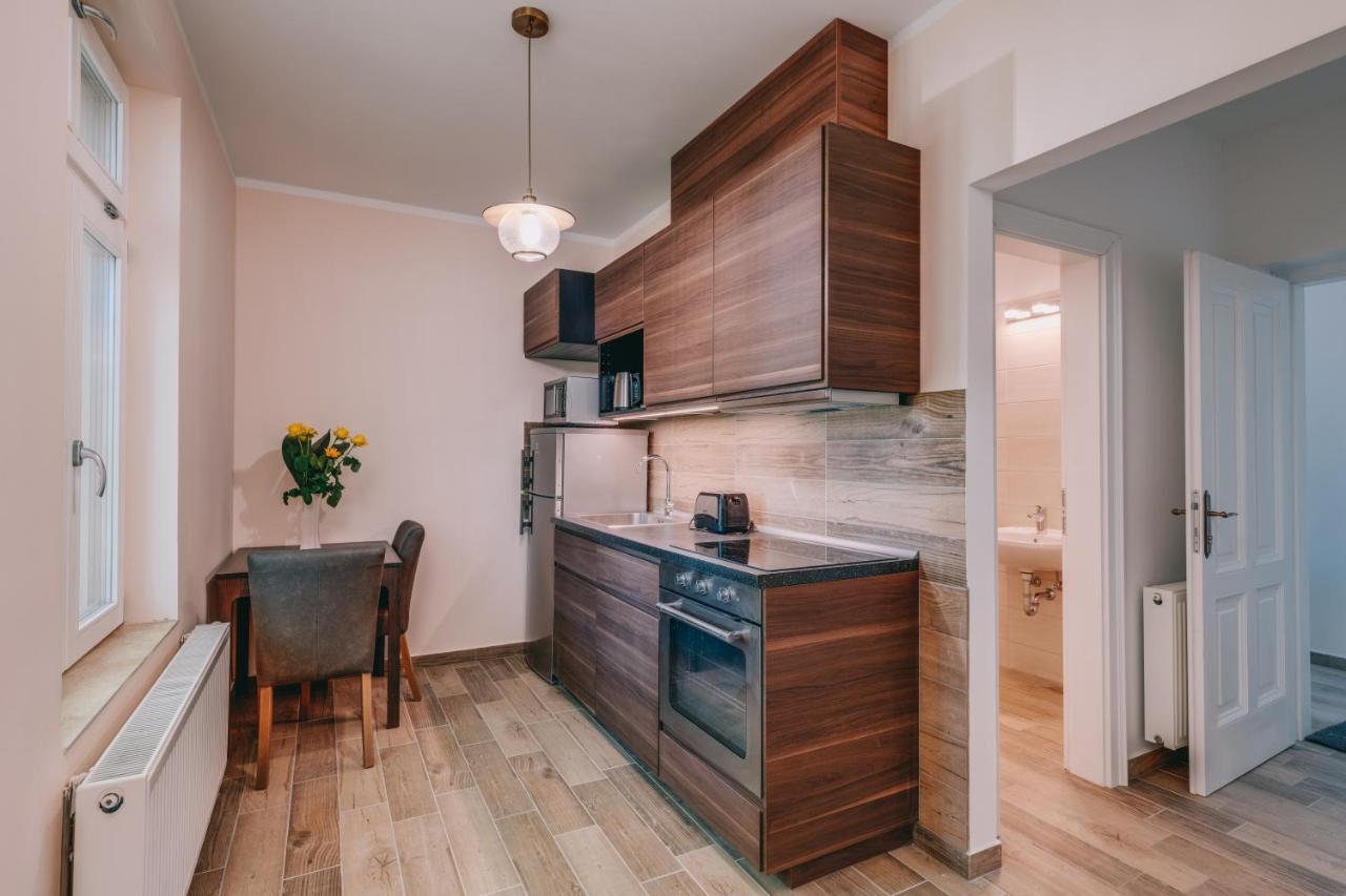 Bringa Villa Balatonlelle Luaran gambar