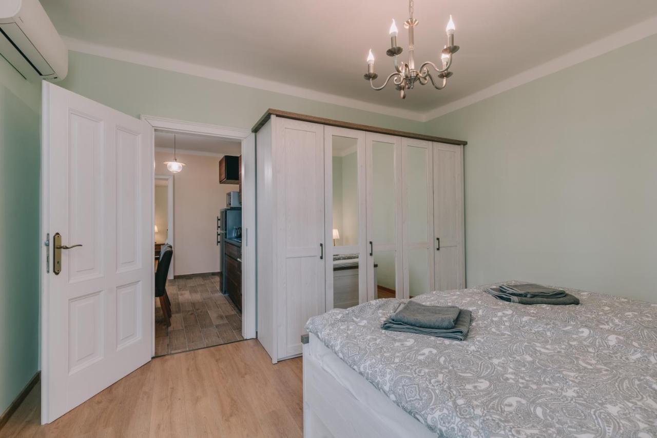 Bringa Villa Balatonlelle Luaran gambar